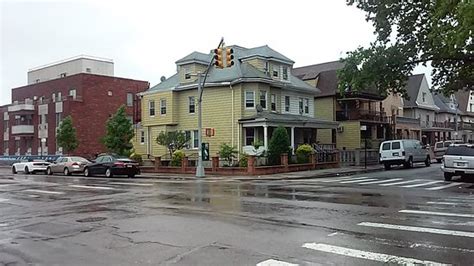 hotels in bensonhurst brooklyn|is bensonhurst brooklyn safe.